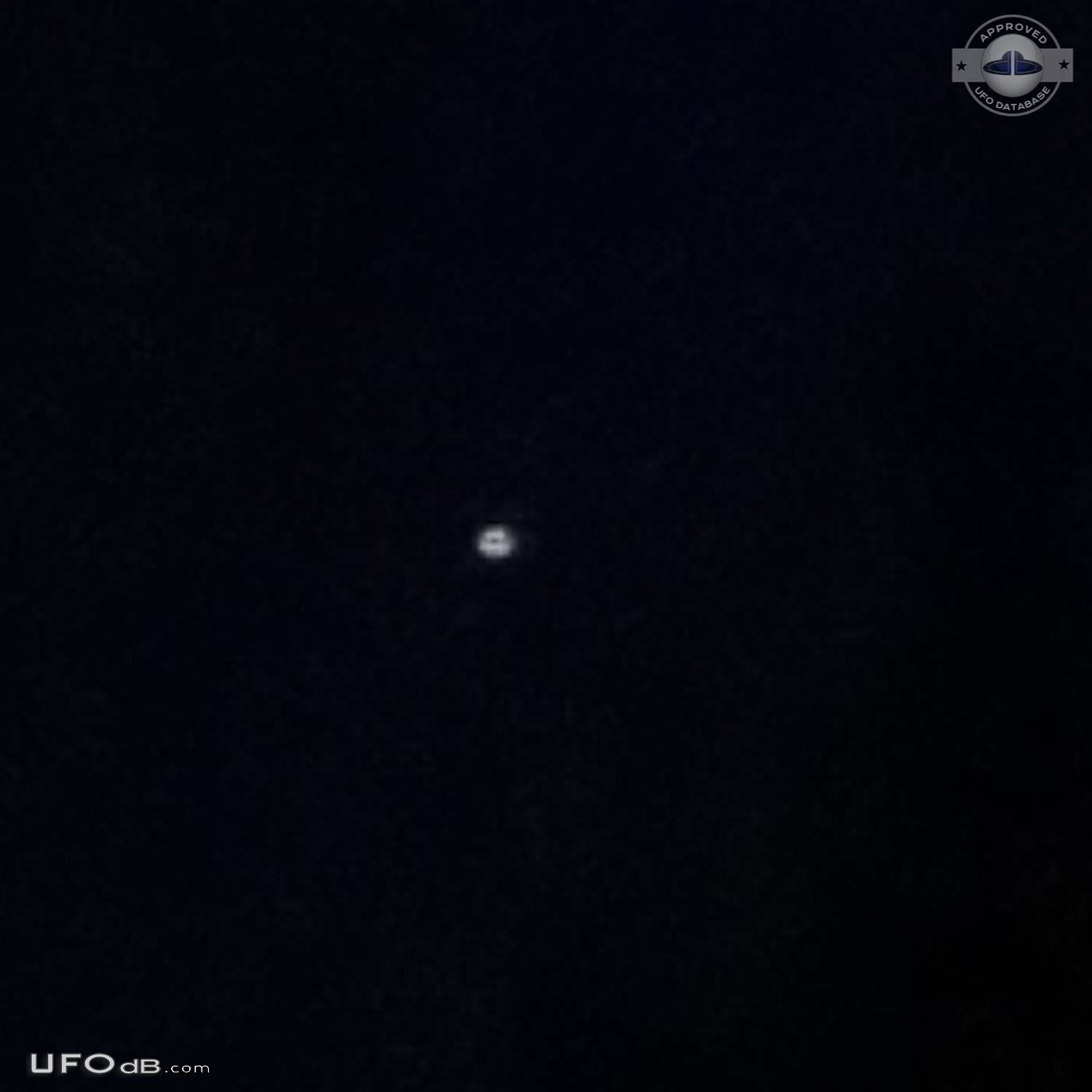 UFO seen every day over Diamond Lake Lodge Oregon USA 2017 UFO Picture #839-2