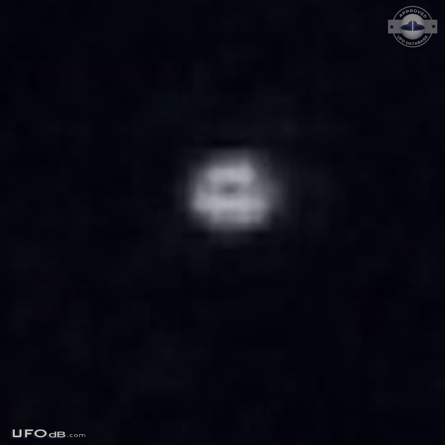 UFO seen every day over Diamond Lake Lodge Oregon USA 2017 UFO Picture #839-4
