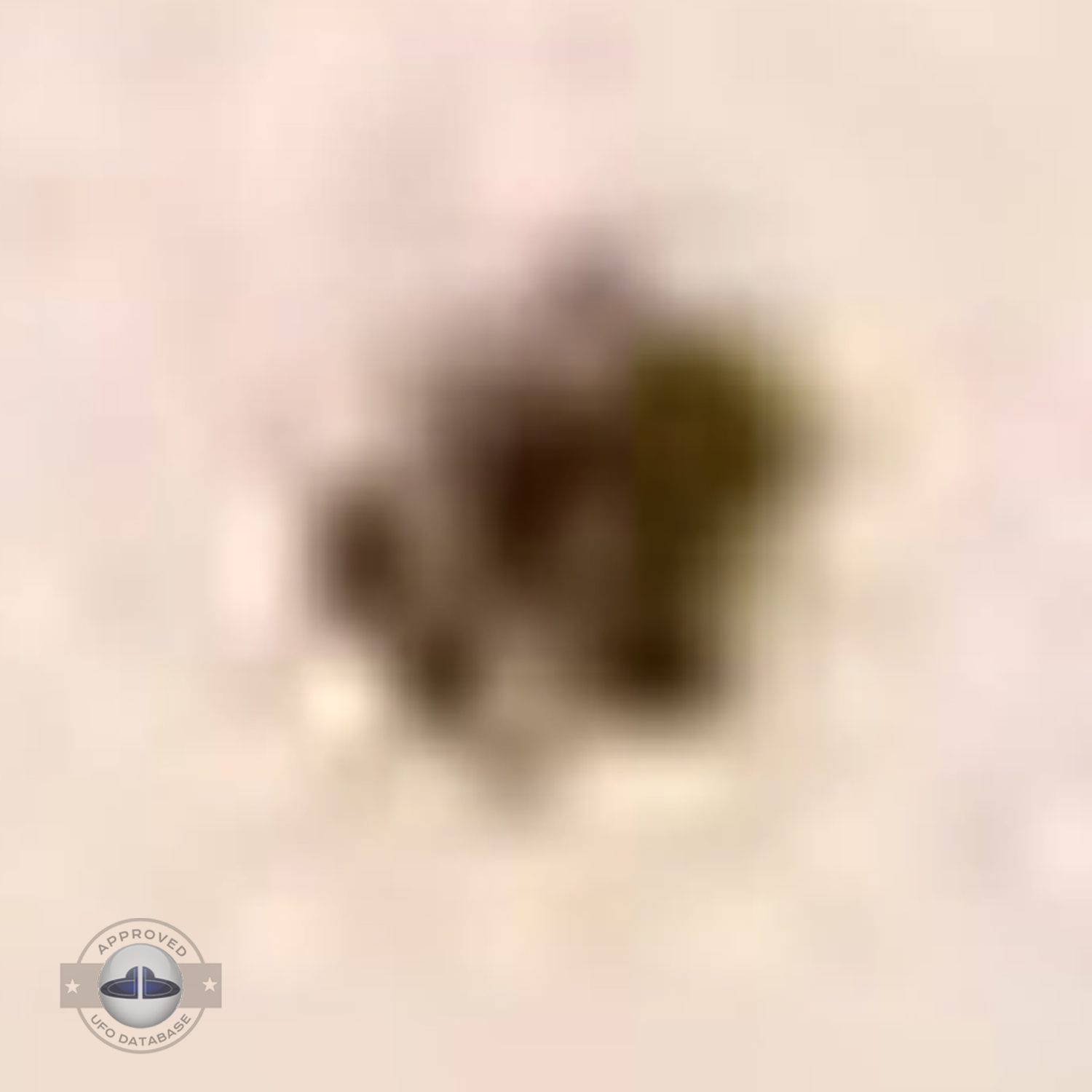 UFO Picture - UFO Sighting over Great Lake Michigan - October 1979 UFO Picture #91-5