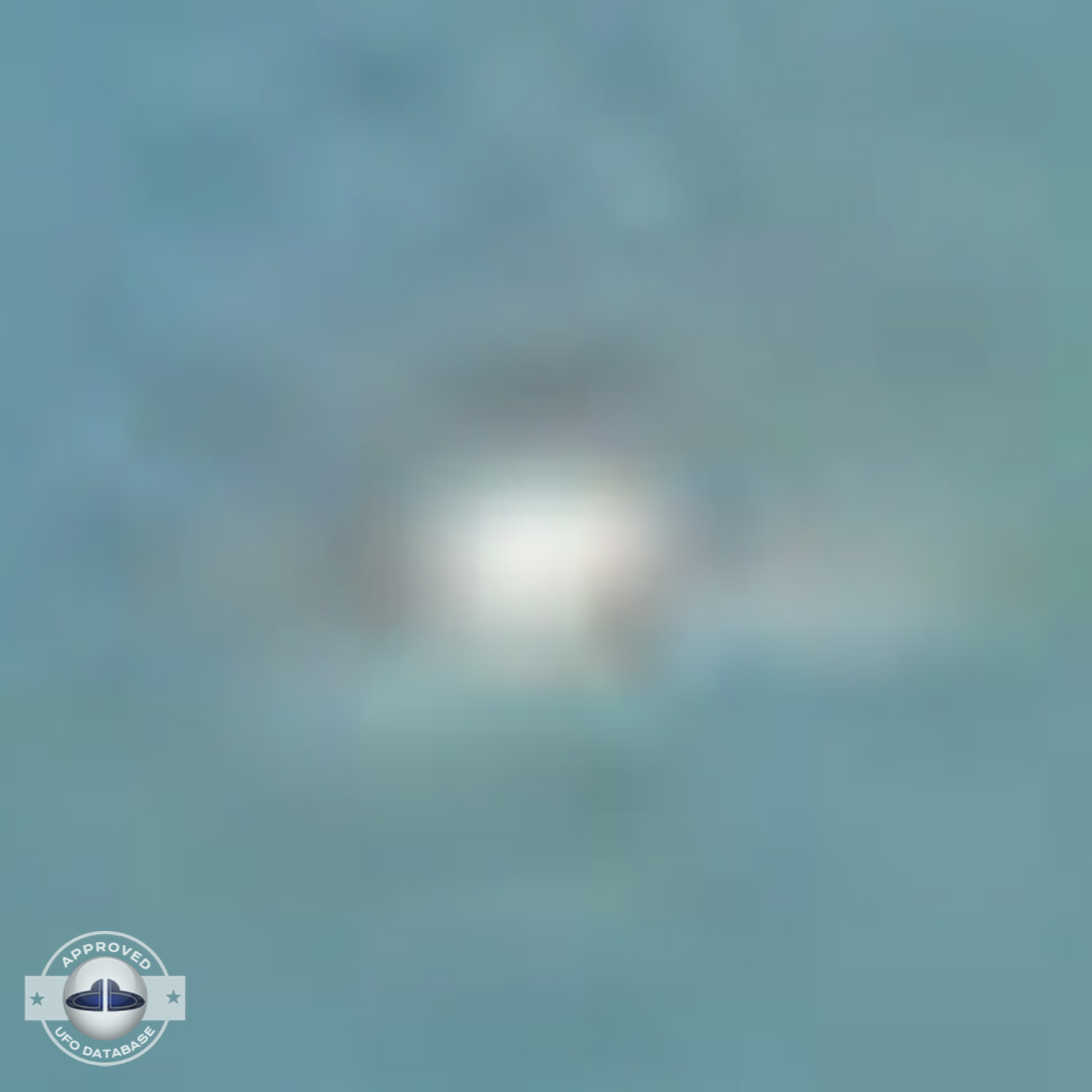 UFO Picture shot on boat on a Princess Cruise to Alaska - June 2006 UFO Picture #95-6