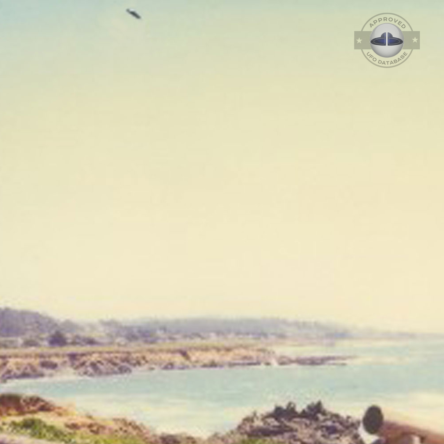 UFO Picture showing a ufo over the shore line | Cambria California UFO Picture #96-2