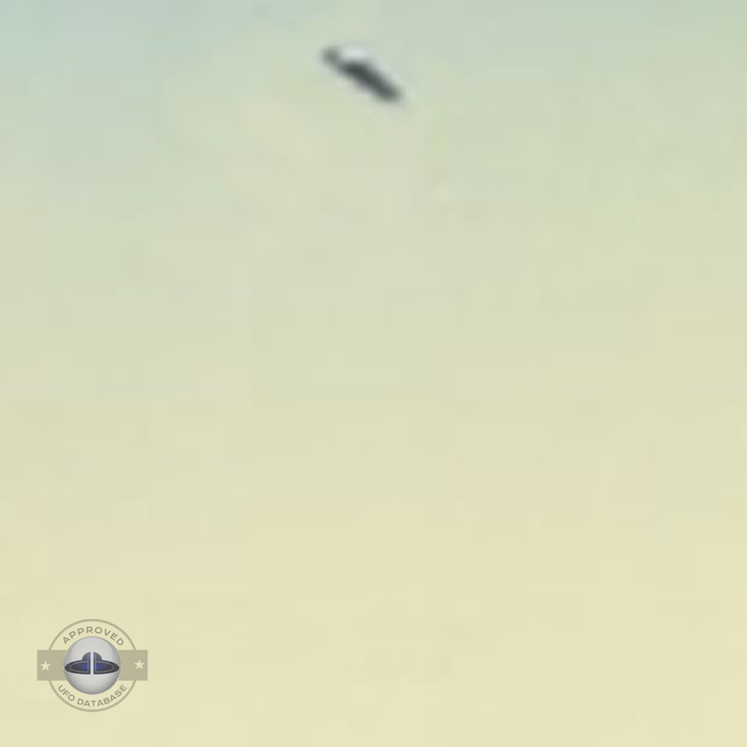 UFO Picture showing a ufo over the shore line | Cambria California UFO Picture #96-3