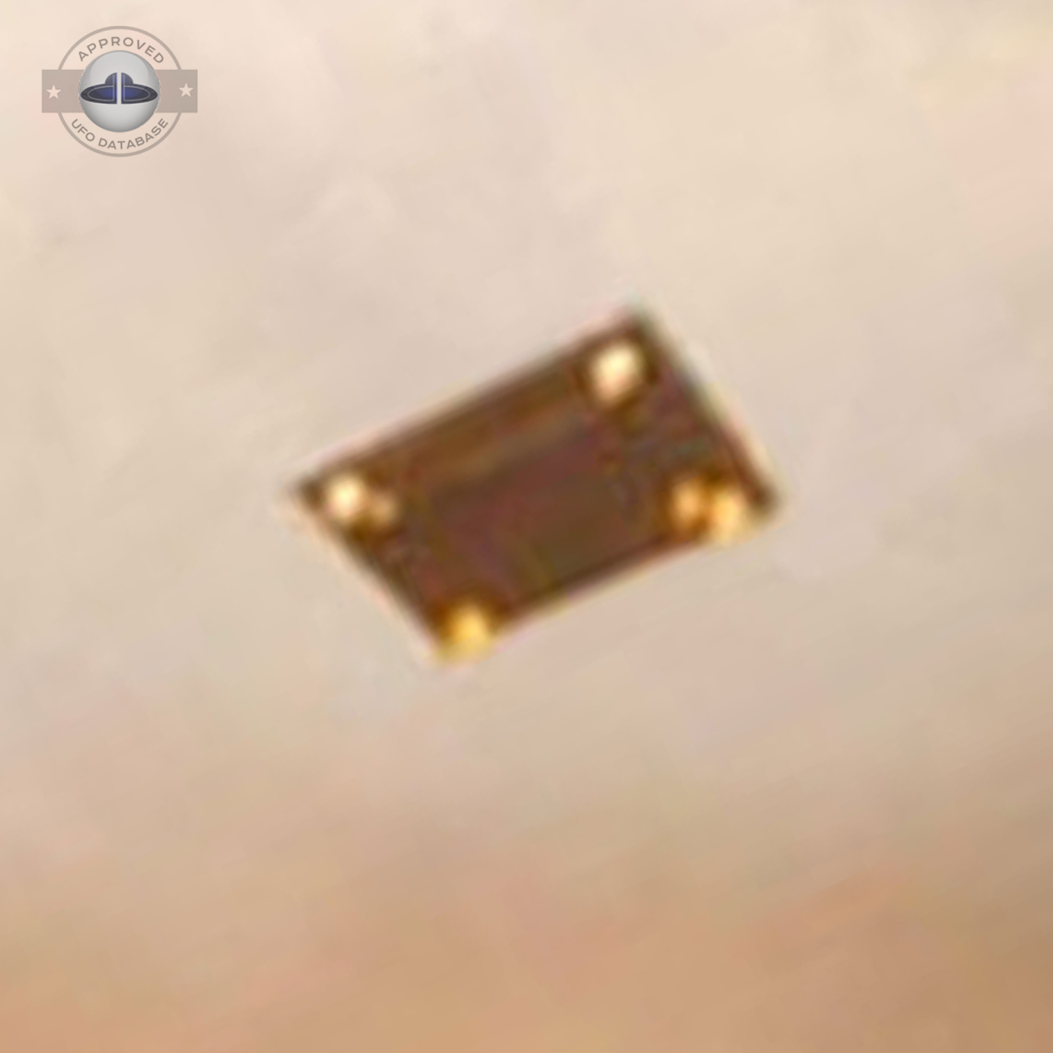 Incredible UFO picture showing a square shaped UFO Kanarraville USA UFO Picture #98-5