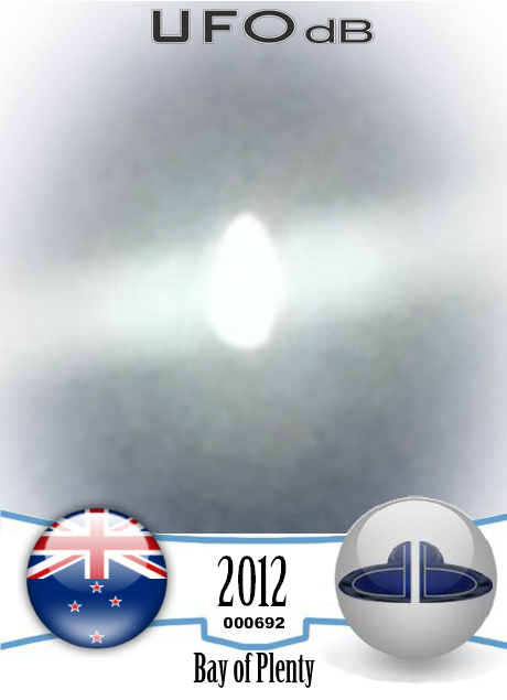 Bright Glowing Egg Shaped UFO over Bay of Plenty New Zealand 2012 UFO CARD Number 692