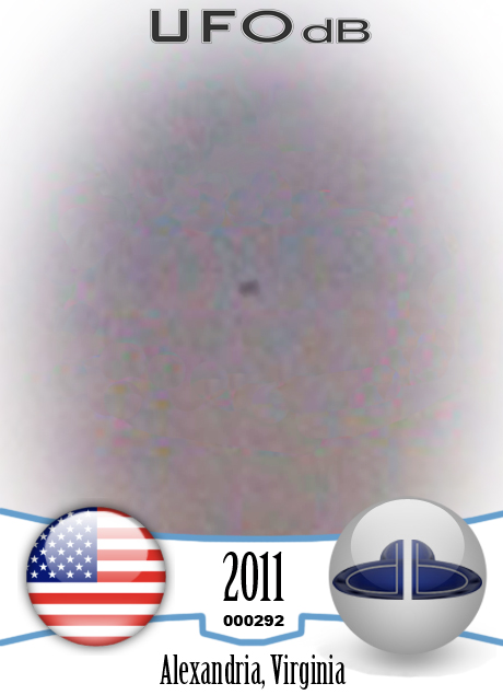 Distant Dark UFO over Alexandria, Virginia | USA | February 20 2011 UFO CARD Number 292