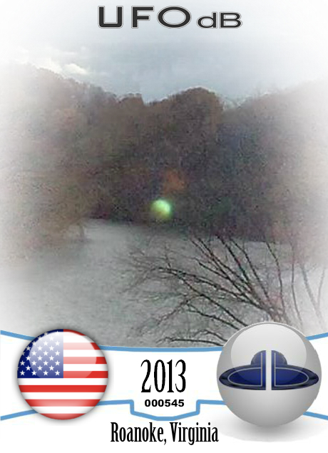 Green Orb UFO seen near greenway in Roanoke, Virginia 2013 UFO CARD Number 545
