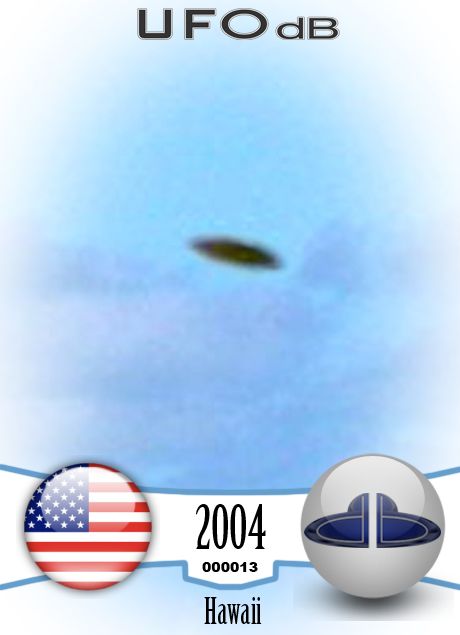 UFO picture taken on october 21, 2004 over the Kaneohe Bay in Hawaii UFO CARD Number 13