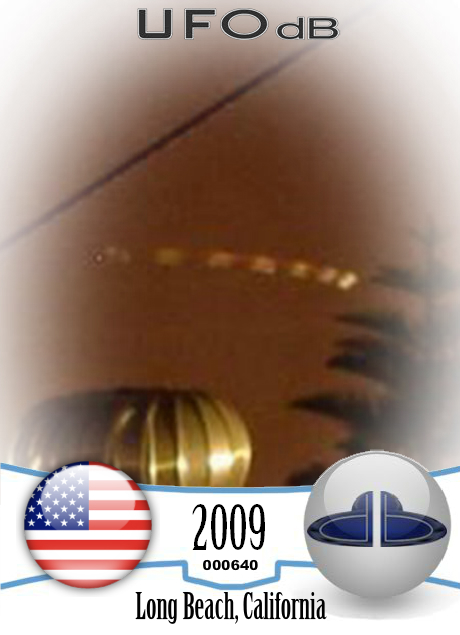 Multiple pictures of UFO sighting over Long Beach, California USA 2009 UFO CARD Number 640