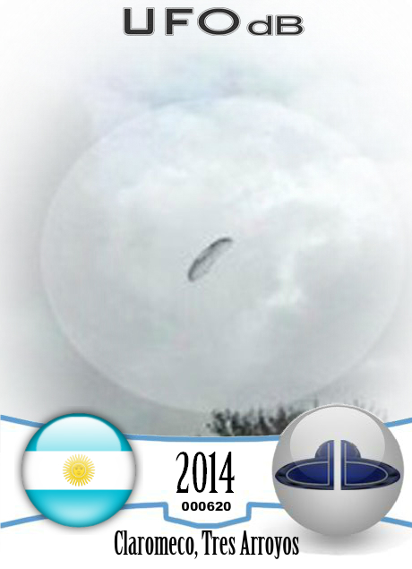 Parachute shaped UFO seen over Claromeco, Tres Arroyos Argentina UFO CARD Number 620
