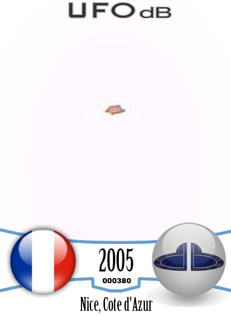 Picture of the beach in Nice, Cote d'Azur, France reveals a UFO - 2005 UFO CARD Number 380