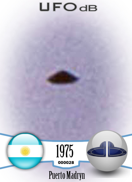 UFO seen over a roof of a house in Puerto Madryn in Argentina 1975 UFO CARD Number 28