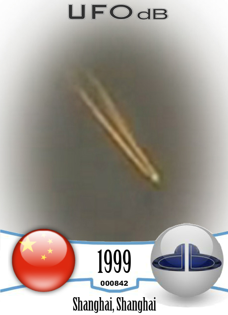 Thousands of people in Shanghai China saw a UFO with an Orange Tail UFO CARD Number 842