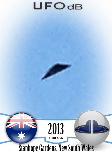 Triangular object hovering in Sky and did not move while observed - Au UFO CARD Number 736
