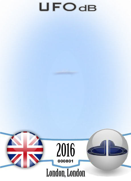 Two Pictures taken one second apart - UFO in London UK 2016 UFO CARD Number 801