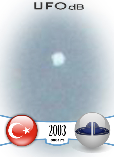 UFO passing over unknown body of water somewhere in Turkey | May 2003 UFO CARD Number 173