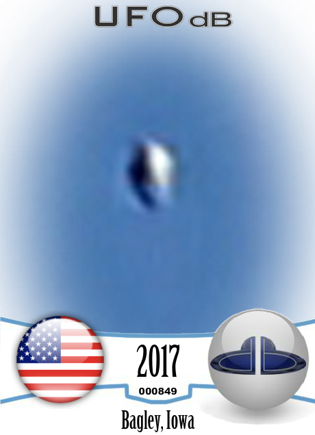 UFO seen near low-flying cropduster's in Bagley Iowa USA 2017 UFO CARD Number 849