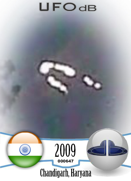 UFO with several lights caught on picture in Chandigarh, India 2009 UFO CARD Number 647
