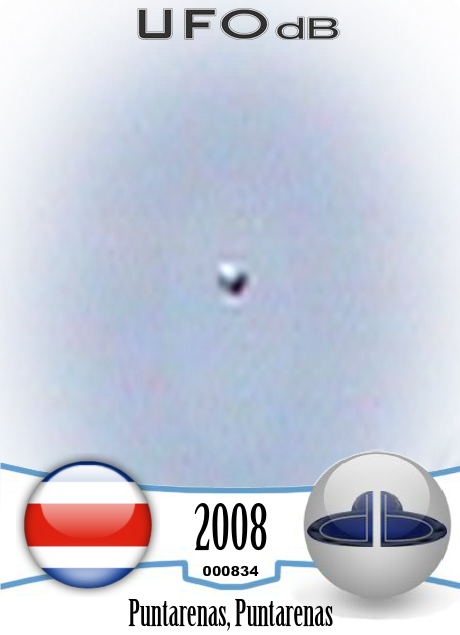 While fishing in Puntarenas Costa Rica a photo captures UFO UFO CARD Number 834